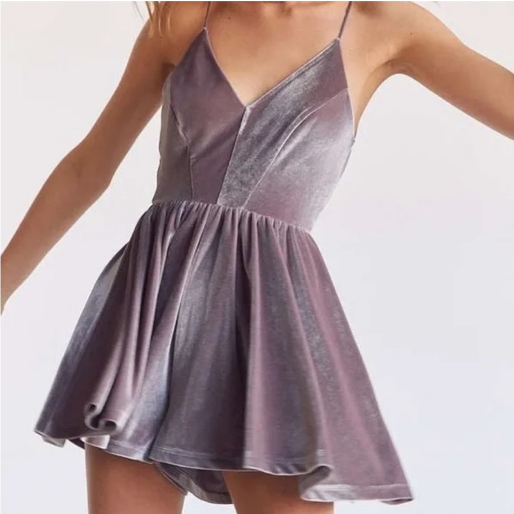 Silence + Noise Urban‎ Outfitters Velvet Romper
